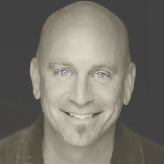 Bruce Lisker today — portrait.